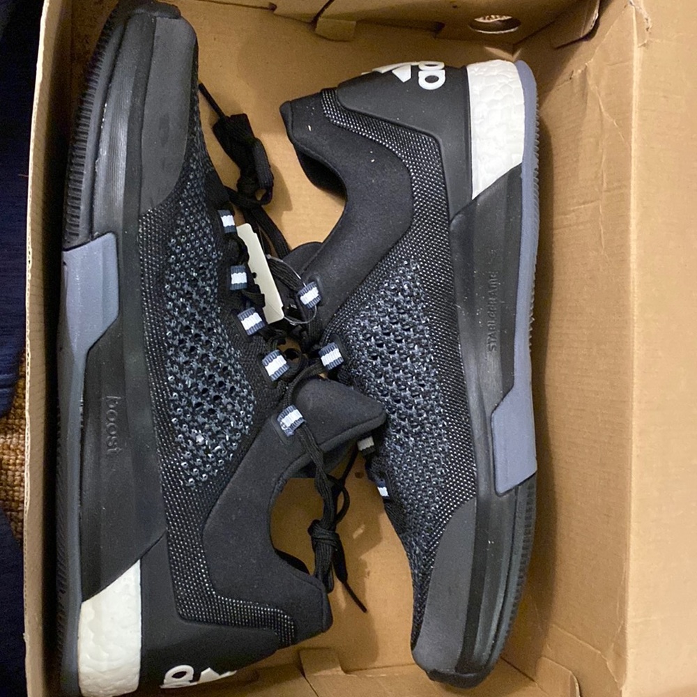 Brand new Adidas basketball sneakers for sale 🏀👟